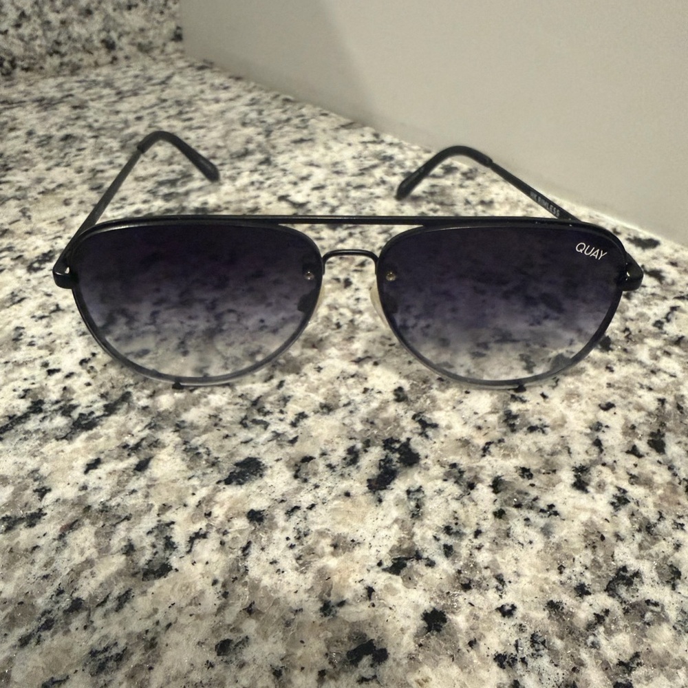 Quay Australia Black Aviator Sunglasses with Gradient Lenses